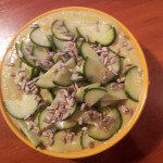 Авокадовый суп-пюре с семечками