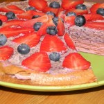 Блинный торт с ягодами